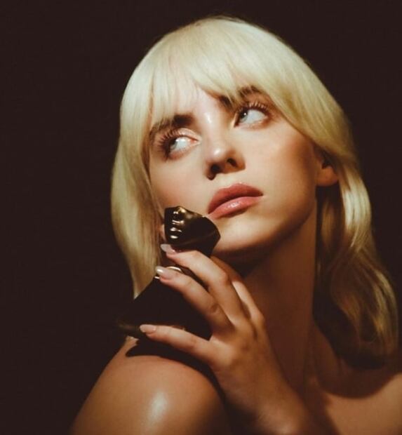 Billie Eilish lanza su perfume