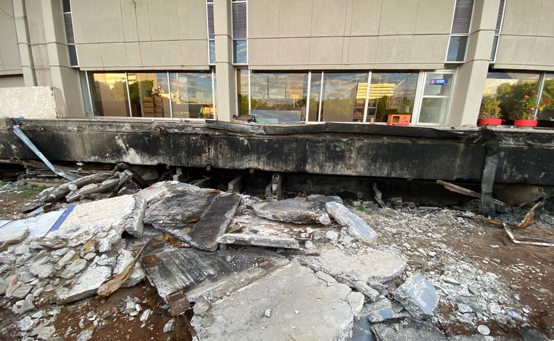 Persisten los vestigios del incendio en deportivo de Benito Juárez a más de un mes del siniestro; continúan investigaciones de la Fiscalía. Foto: Juan Carlos Williams