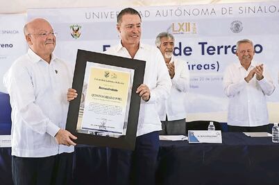 Gobernador de Sinaloa entrega 7 hectáreas a la UAS