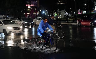 Lluvias de este miércoles dejan casi 7 millones de metros cúbicos de agua en CDMX; despliegan operativo por encharcamientos