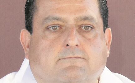 Gobernador invierte en estadios, pero no en cultura