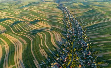 Este es el pueblo de una sola calle donde viven 6 mil personas