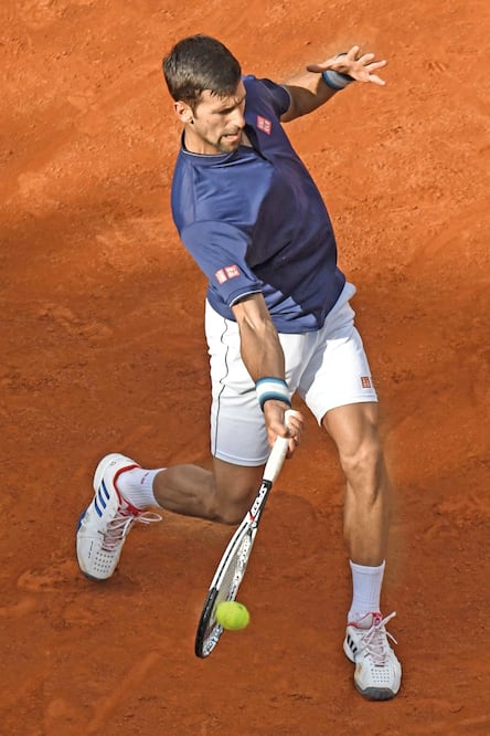 El serbio derrotó a Aljaz Bedene en dos sets y espera rival (ANDREAS SOLARO. AFP)