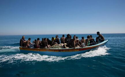 Mueren 61 migrantes en un naufragio frente a las costas libias