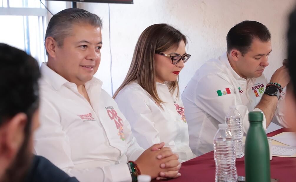 Candidatos de coalición “Seguiremos Haciendo Historia”, firman carta compromiso en Cuajimalpa. Foto: Especial