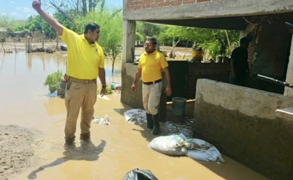 Gobierno de Sinaloa atiende daños por las lluvias; reparará carreteras afectadas.
Foto: Especial.