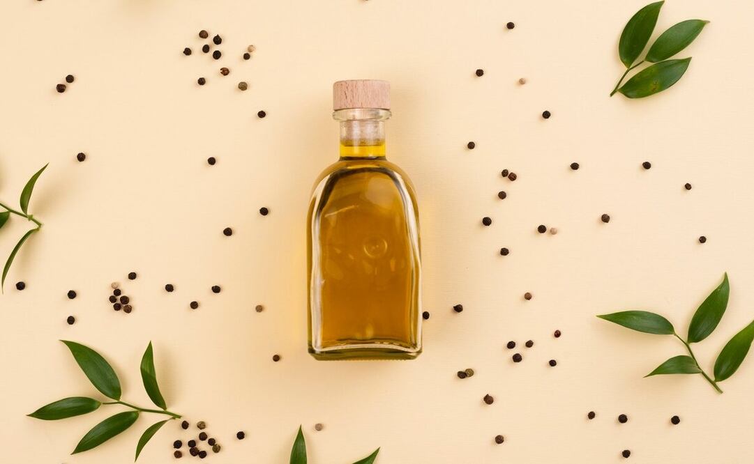 El aceite con pimienta ofrece una alternativa natural para la salud capilar. Foto: Freepik