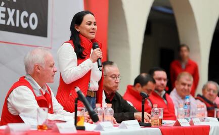 Alejandra del Moral se reúne con 48 alcaldes del PRI en Edomex