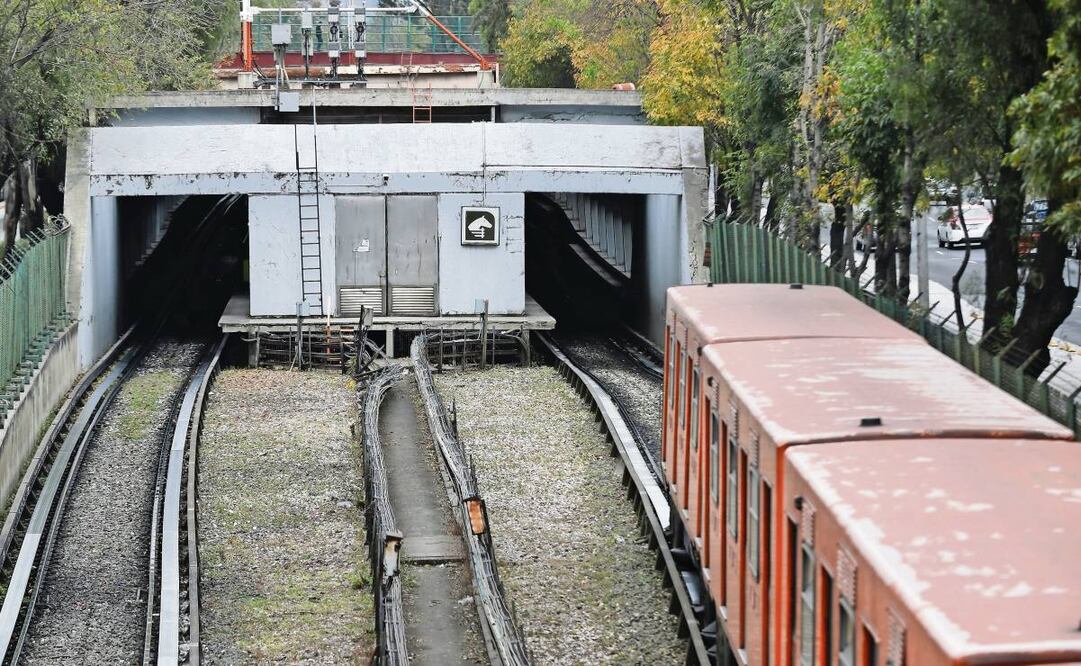 Para las obras en la Línea 3 del Metro se realizan estudios técnicos especializados a fin de definir el alcance de las intervenciones que se requieren, indica la Semovi. Foto: Berenice Fregoso / EL UNIVERSAL
