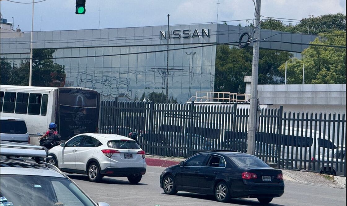 Dan curso de acompañamiento emocional a trabajadores de Nissan. Foto: Justino Miranda