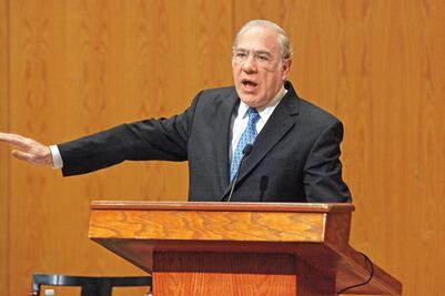 Devaluación no es una tragedia, dice Gurría