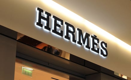 Heredero de Hermès reclama a LVMH y Bernard Arnault 14 mil millones de euros en indemnización