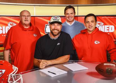 Travis Kelce, agradecido con Chiefs por convertirlo en el ala cerrada mejor pagado de NFL