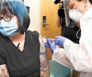 Cuatro vacunas contra Covid, en etapa final 