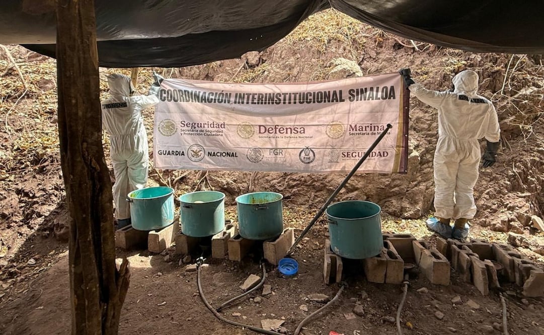 Narcolaboratorio de "Los Mayos" en inmediaciones de Los Cedros, en Sinaloa. Foto: Especial