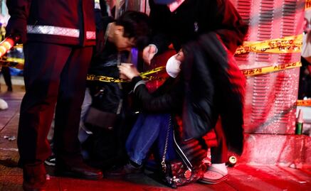 VIDEOS. Atrapados y sin aire, así fue la estampida en Seúl que dejó más de 140 muertos 