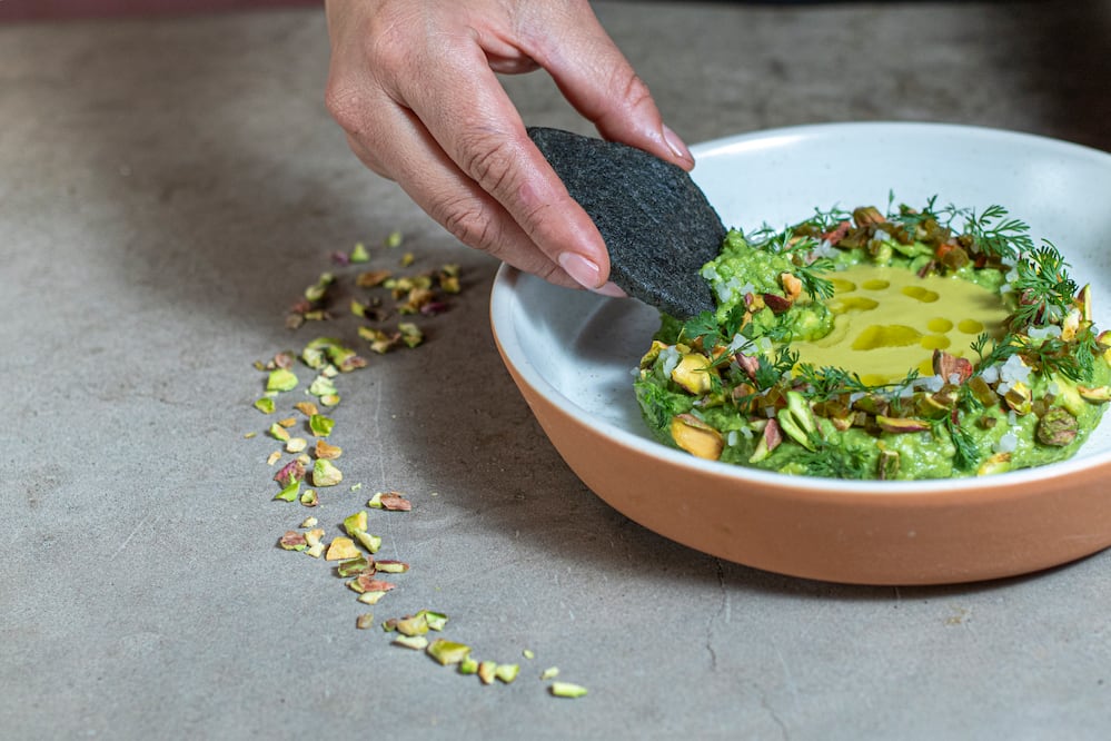 Guacamole con pistache de la chef Gabriela Ruiz en Carmela DeMorada. Foto: Angélica Chema