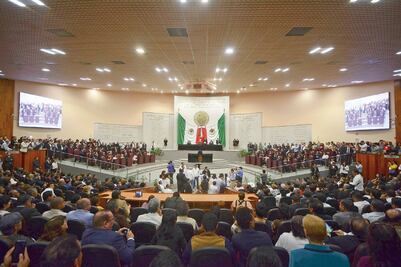 Ordenan a Congreso reabrir juicio político a magistrados 