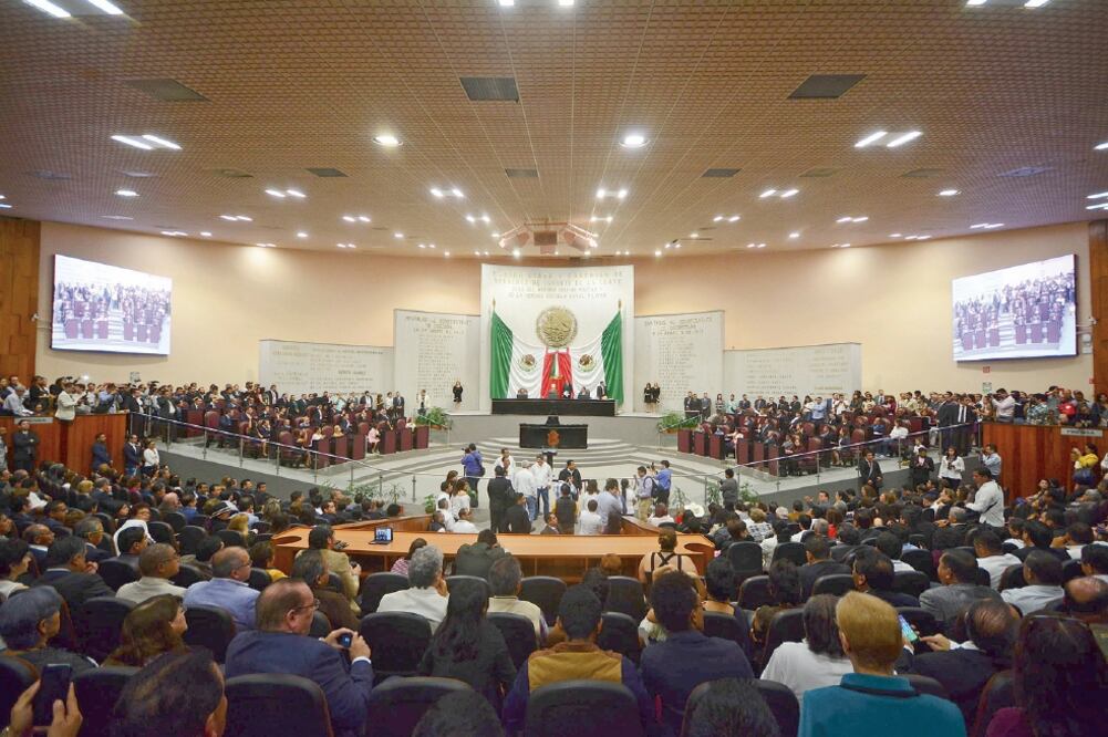 Comisiones del Congreso local desecharon la solicitud de juicio político presentada por el apoderado legal de los ex empleados, en septiembre de 2017 (ARCHIVO EL UNIVERSAL)