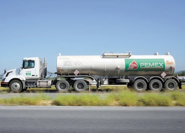 S&P downgrades Mexico, Pemex ratings midst coronavirus crisis