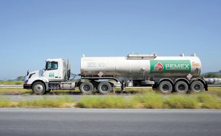 S&P downgrades Mexico, Pemex ratings midst coronavirus crisis