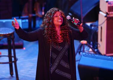 Gloria Gaynor combate el coronavirus al ritmo de "I will survive"