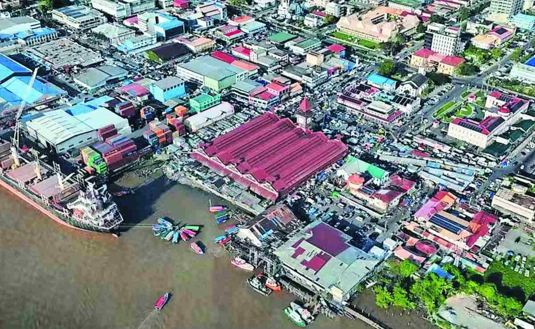 Vista aérea del Mercado de Stabroek en Georgetown. Foto: Joaquín Sarmiento / AFP