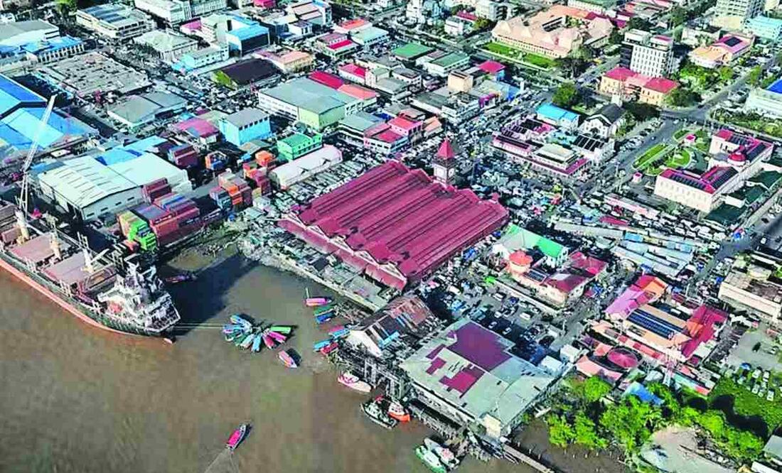Vista aérea del Mercado de Stabroek en Georgetown. Foto: Joaquín Sarmiento / AFP