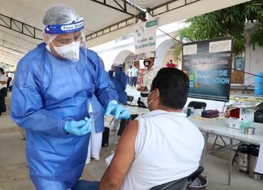 Oaxaca rompe récord de número de vacunas antiCovid aplicadas en un día