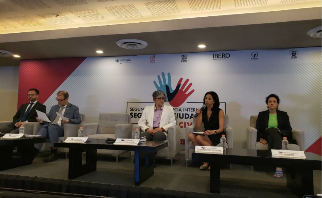 Conferencia internacional "Seguridad Ciudadana: La Vía Civil". Foto: Alexis Ortiz/EL UNIVERSAL