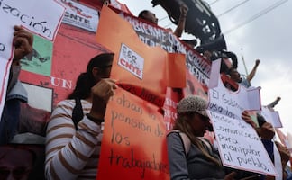 "El maestro luchando también está enseñando" grita CNTE rumbo al Estadio CDMX; magisterio arranca protestas en Calzada de Tlalpan