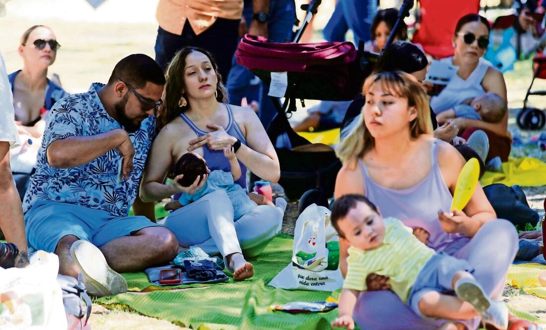 Impulsar la lactancia materna es una manera de conciliar la maternidad y el trabajo, de acuerdo con especialistas en temas laborales. Foto: Archivo El Universal