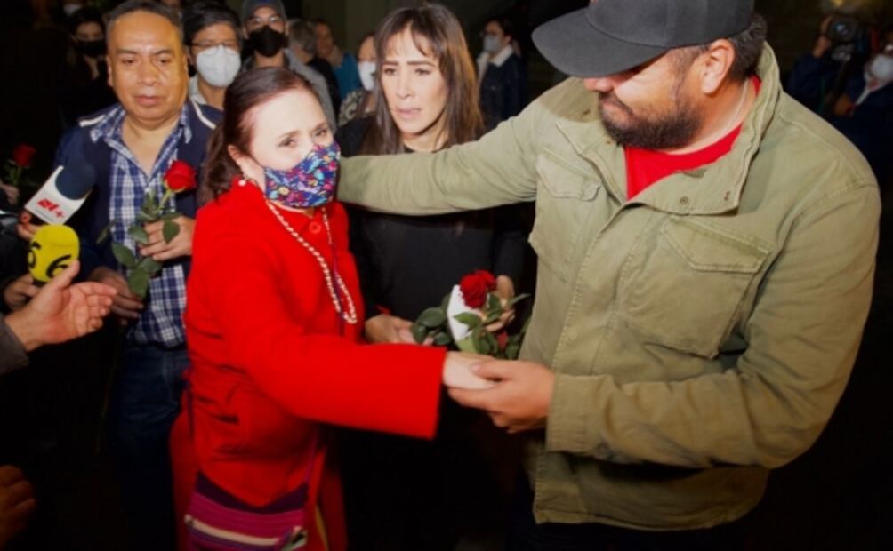 Rosario Robles sale de la cárcel de Santa Martha Acatitla luego de 3 años presa