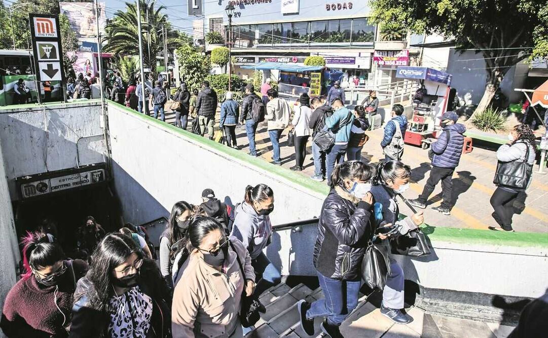 Detienen a mujer por posible delito a las vías 