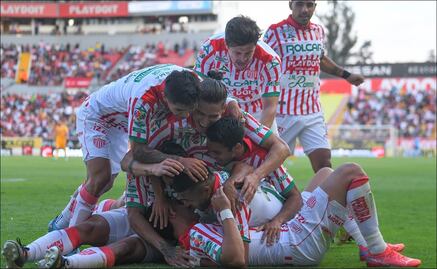 Necaxa consigue la victoria y frena a los Tigres de Miguel Herrera