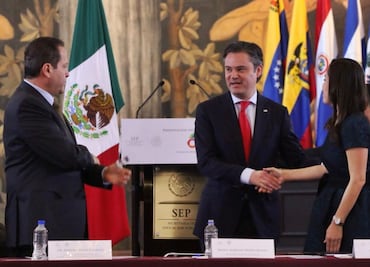 SEP pone en marcha el portal del programa Escuelas al CIEN