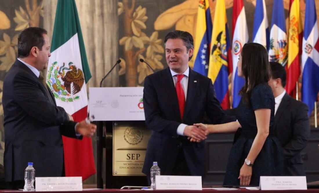 SEP pone en marcha el portal del programa Escuelas al CIEN