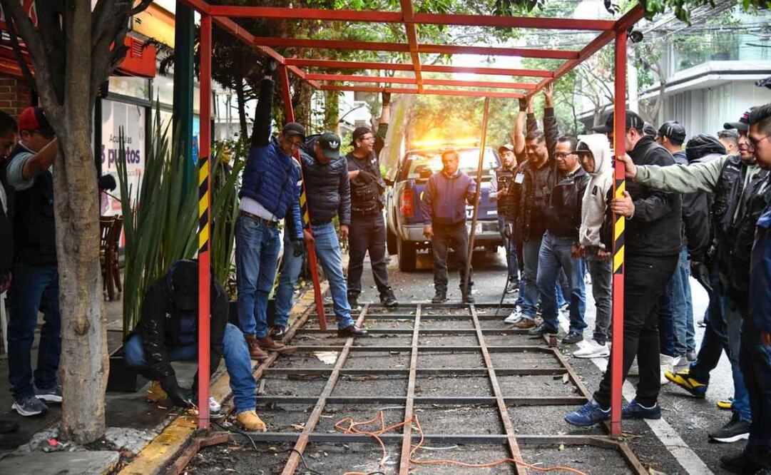 Colonia Nápoles ya no tiene pérgolas, asegura alcaldía Benito Juárez (24/06/2025). Foto: Especial