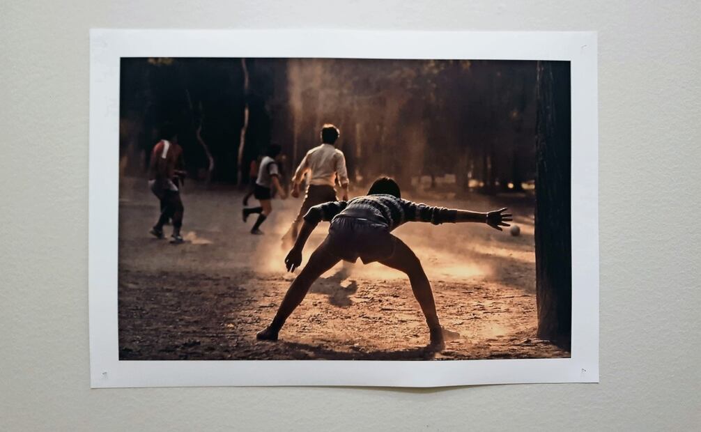 “Sunday morning in Chapultepec Park Mexico City”, 1985, de Peter Robinson. Foto: FRIDA JUÁREZ BAUTISTA/EL UNIVERSAL
