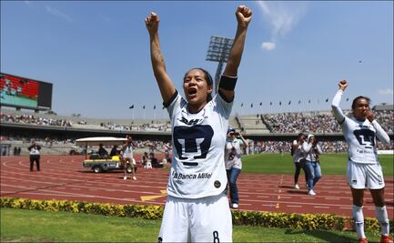 La jugadora de Pumas que combina las matemáticas con el futbol