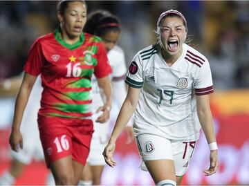 Katty Martínez anota doblete con la Selección Mexicana Femenil