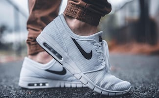 ¡Menos de $1,000 pesos! Las 5 mejores ofertas en tenis para hombre que no puedes dejar escapar