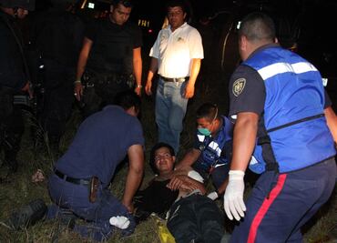 12 migrants injured in truck accident