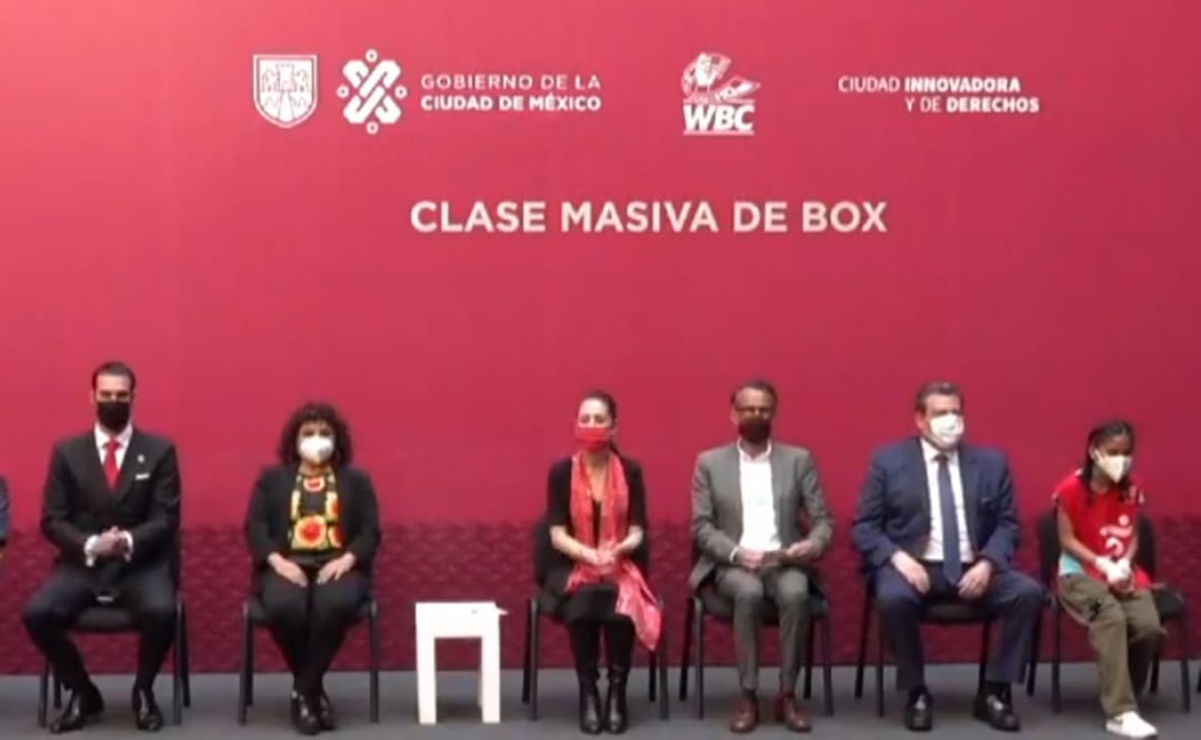Habrá clase masiva de box en el Zócalo CDMX
