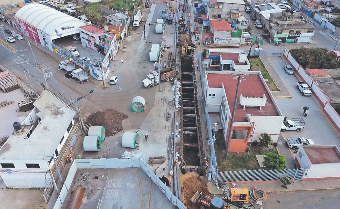 Una de las obras que ya se realiza como parte de esta inversión es el Colector Solidaridad en el municipio de Chalco, con el cual se busca evitar inundaciones como las registradas el año pasado. Foto Especial