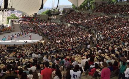 Pese a intento de boicot, se llena auditorio de Guelaguetza