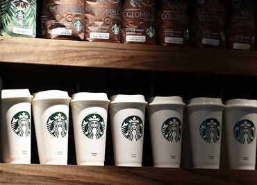 Nestlé retira tazas con el logo de Starbucks, ¿en dónde y por qué?