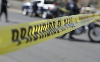 Violencia en Nayarit: hallan tres cuerpos a un costado de autopista Tepic-Mazatlán; presentan huellas de tortura