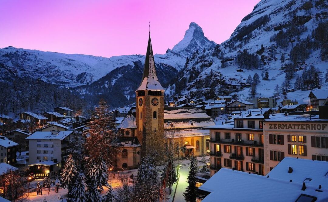 Si bien la playa sigue siendo la opción preferida por muchos, el turismo de invierno gana cada vez más adeptos. Fuente: Freepik.