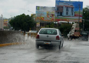 Alertan en Guerrero por lluvias fuertes desde hoy y hasta el próximo lunes; podrían registrarse trombas marinas y alto oleaje